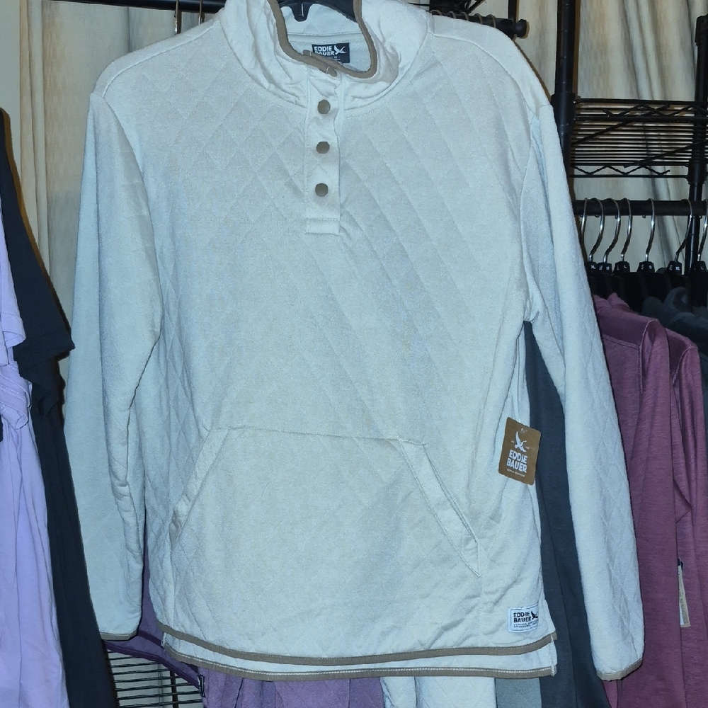 Eddie Bauer Womans Cream Quilted Sweatshirt Sz. M